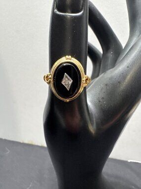 Vintage 14K Gold Art Deco Ring With Black Onyx & Diamond Accent Size 6 Elegant A